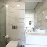 Apartment T1 - Sea View By Nazpina