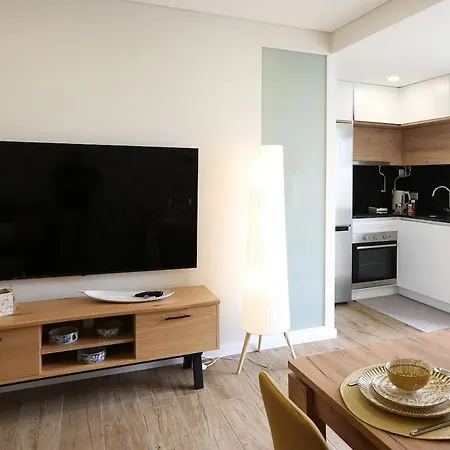 T1 - Sea View By Nazpina Apartment