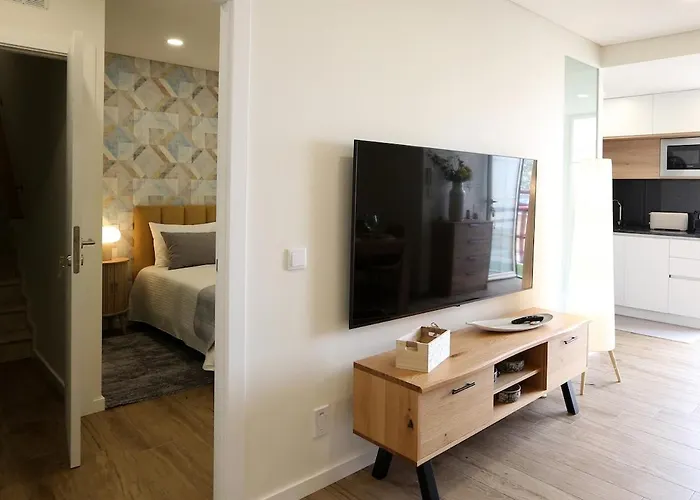 T1 - Sea View By Nazpina *